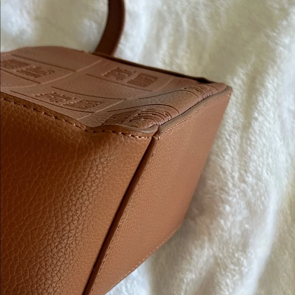 NWOT/ Never Used Steve Madden Tan Embossed Crossbody Bag